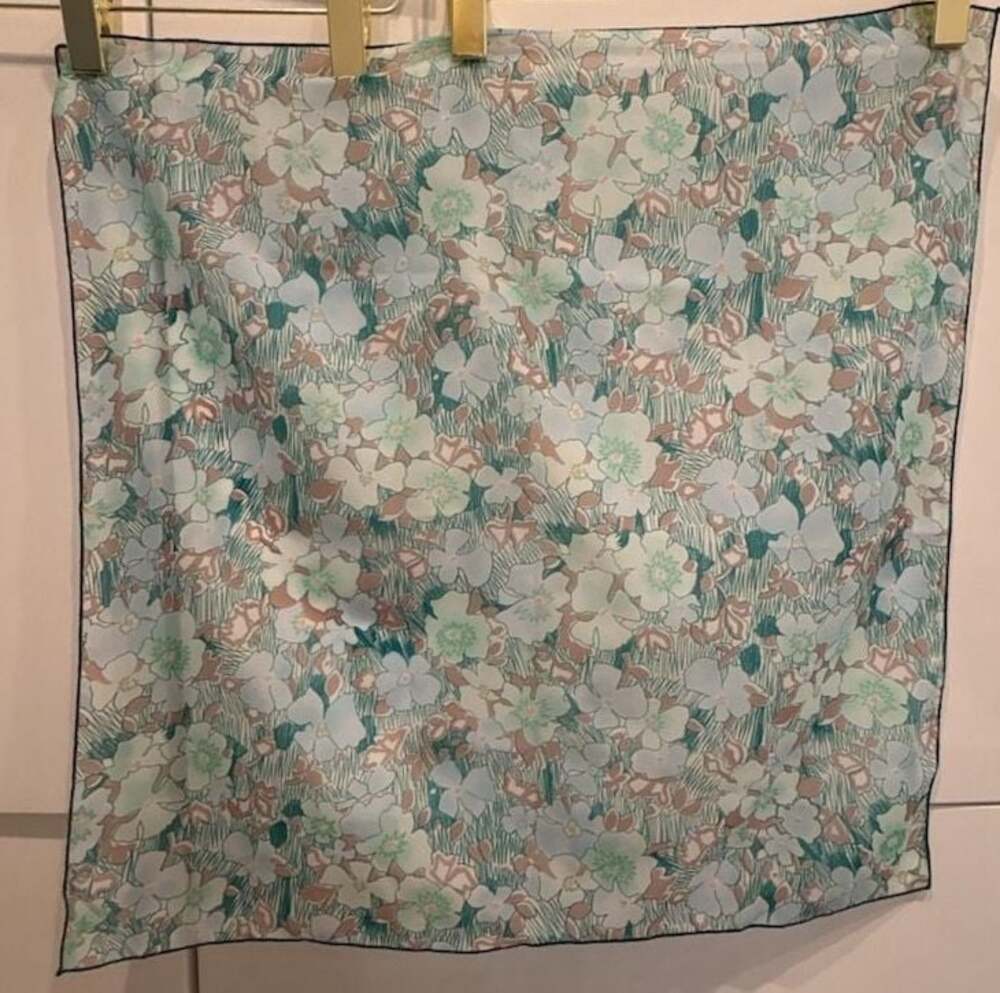 Vintage Floral Print Square Scarf 21x21